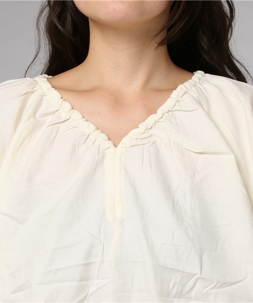 niko and...（ニコアンド）の「CRシュウマイ短丈ブラウス（シャツ/ブラウス・レディース・クリーム/ブラック/グリーン・LARGE/MEDIUM）」の9枚目の写真