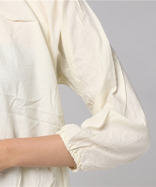 niko and...（ニコアンド）の「CRシュウマイ短丈ブラウス（シャツ/ブラウス・レディース・クリーム/ブラック/グリーン・LARGE/MEDIUM）」の6枚目の写真