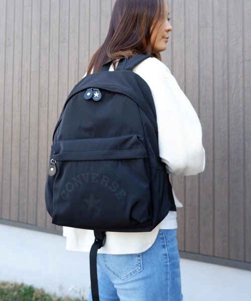 CONVERSE(コンバース)の「CONVERSE Classic Daypack(バックパック/リュック・レディース・ブラック/ネイビー/グレー/カーキ・FREE)」の2枚目の写真