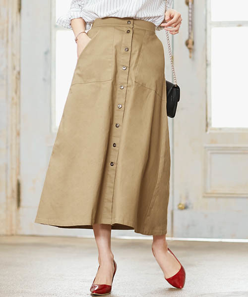 Pierrot（ピエロ）の「フロントボタンロングスカート/チノスカート（スカート・レディース・カーキ/ベージュ/グレー・L/M）」の3枚目の写真