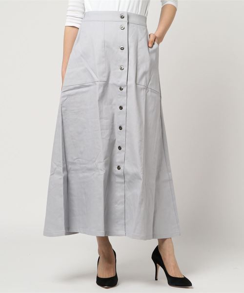 Pierrot（ピエロ）の「フロントボタンロングスカート/チノスカート（スカート・レディース・カーキ/ベージュ/グレー・L/M）」の6枚目の写真