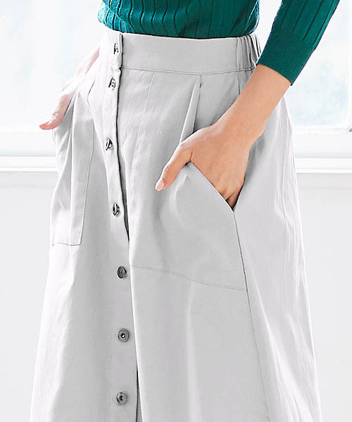 Pierrot（ピエロ）の「フロントボタンロングスカート/チノスカート（スカート・レディース・カーキ/ベージュ/グレー・L/M）」の10枚目の写真