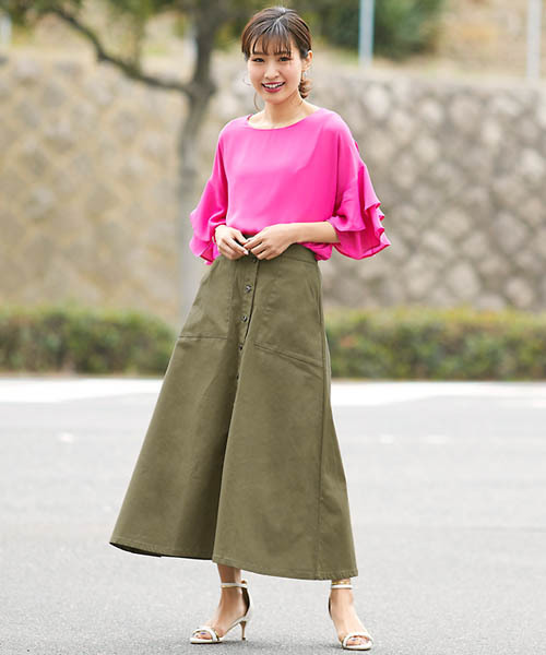 Pierrot（ピエロ）の「フロントボタンロングスカート/チノスカート（スカート・レディース・カーキ/ベージュ/グレー・L/M）」の12枚目の写真