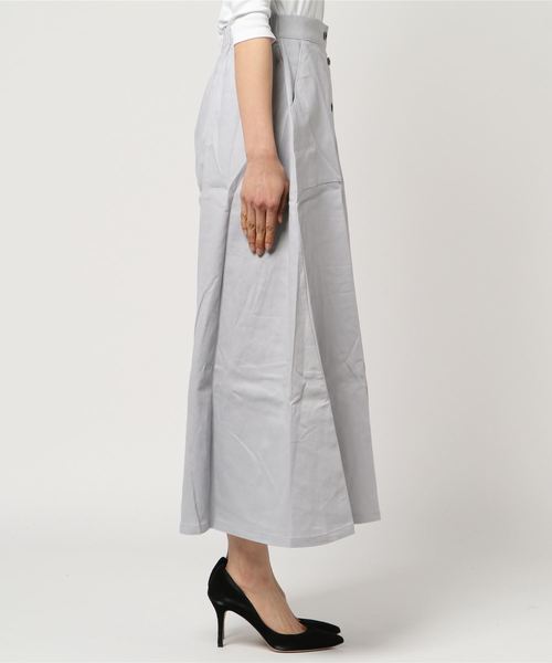 Pierrot（ピエロ）の「フロントボタンロングスカート/チノスカート（スカート・レディース・カーキ/ベージュ/グレー・L/M）」の5枚目の写真