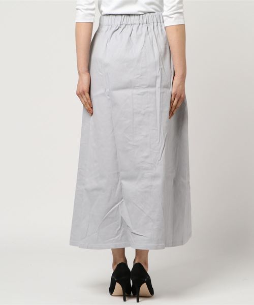 Pierrot（ピエロ）の「フロントボタンロングスカート/チノスカート（スカート・レディース・カーキ/ベージュ/グレー・L/M）」の4枚目の写真