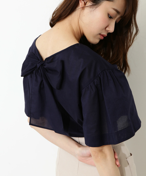 NATURAL BEAUTY BASIC(ナチュラルビューティーベーシック)の「【雑誌掲載】バックリボンドロップショルダーブラウス(シャツ/ブラウス・レディース・ネイビー/イエロー/ホワイト系その他・SMALL/MEDIUM)」の11枚目の写真