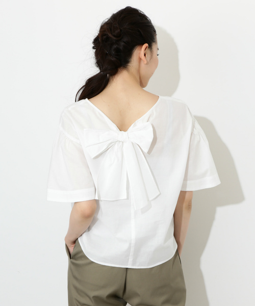 NATURAL BEAUTY BASIC(ナチュラルビューティーベーシック)の「【雑誌掲載】バックリボンドロップショルダーブラウス(シャツ/ブラウス・レディース・ネイビー/イエロー/ホワイト系その他・SMALL/MEDIUM)」の16枚目の写真
