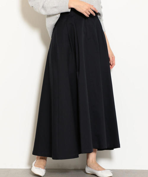 green label relaxing(グリーンレーベルリラクシング)の「NFC タック フレア ボリューム チノ スカート(スカート・レディース・ベージュ/ネイビー/ダークグリーン・38/36)」の1枚目の写真