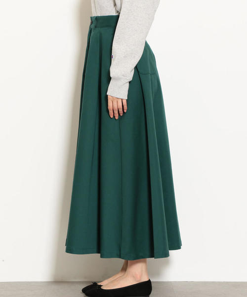 green label relaxing(グリーンレーベルリラクシング)の「NFC タック フレア ボリューム チノ スカート(スカート・レディース・ベージュ/ネイビー/ダークグリーン・38/36)」の14枚目の写真