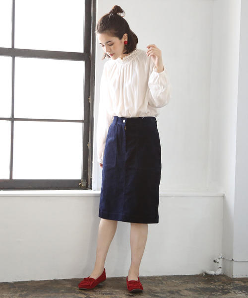 coen（コーエン）の「ストレッチコーデュロイタイトミディアムスカート（スカート・レディース・ダークグレー/ベージュ/ネイビー/ダークブラウン・LARGE/MEDIUM/SMALL）」の10枚目の写真