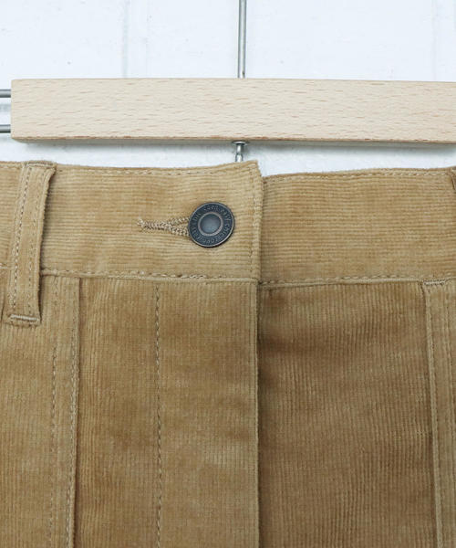 coen（コーエン）の「ストレッチコーデュロイタイトミディアムスカート（スカート・レディース・ダークグレー/ベージュ/ネイビー/ダークブラウン・LARGE/MEDIUM/SMALL）」の19枚目の写真
