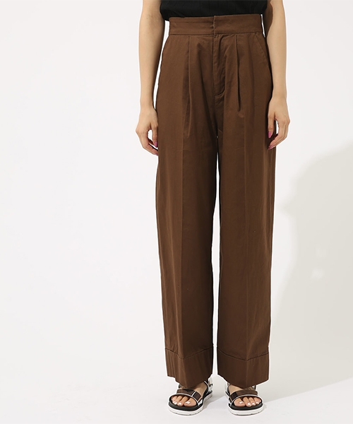 AZUL by moussy(アズールバイマウジー)の「イージーチノワイドPT(チノパンツ・レディース・ベージュ/ブラウン/ブラック・MEDIUM/SMALL)」の8枚目の写真