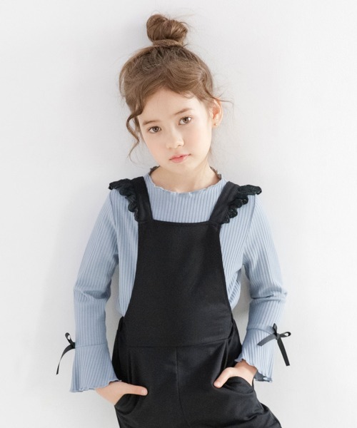 Bee des Bee（ビーデスビー）の「メロウハイネック フレア袖トップス（Tシャツ/カットソー・キッズ・ホワイト/ライトブルー/ブラック/ブラウン/ワイン/ピンク/ベージュ/キャメル/ピンクベージュ/マスタード/ダークグリーン/シルバー系その他/ラベンダー/ネイビー/チョコ/ブラック系/ブルーグレー/ミント/ピンク系・110cm/100cm/120cm/130cm/140cm/150cm）」の11枚目の写真