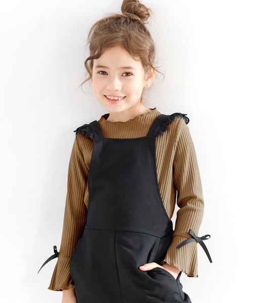 Bee des Bee（ビーデスビー）の「メロウハイネック フレア袖トップス（Tシャツ/カットソー・キッズ・ホワイト/ライトブルー/ブラック/ブラウン/ワイン/ピンク/ベージュ/キャメル/ピンクベージュ/マスタード/ダークグリーン/シルバー系その他/ラベンダー/ネイビー/チョコ/ブラック系/ブルーグレー/ミント/ピンク系・110cm/100cm/120cm/130cm/140cm/150cm）」の15枚目の写真