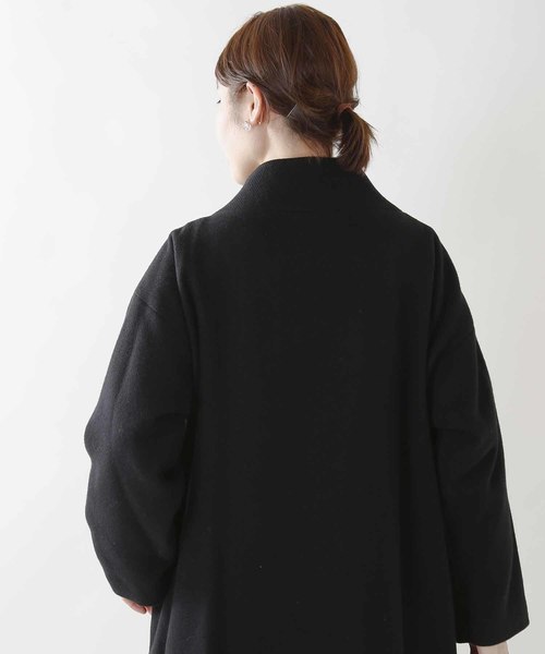 SI-HIRAI（スーヒライ）の「「SI-HIRAI / スーヒライ」ウールカージーハイネックローブコートMID（ダウンジャケット/コート・レディース・ブラック/ネイビー/ホワイト・FREE）」の8枚目の写真