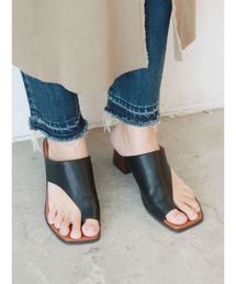 アシメヒールサンダル