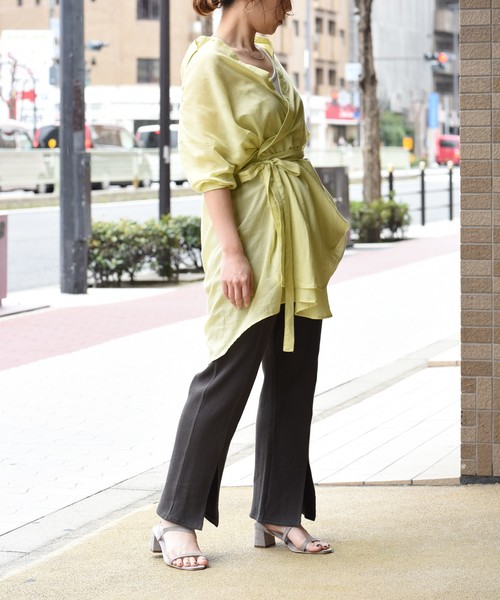 LHELBIE（レルビエ）の「シアー2WAYロング丈ベルト付きシャツ（シャツ/ブラウス・レディース・イエロー/ブラック/オフホワイト・M）」の10枚目の写真