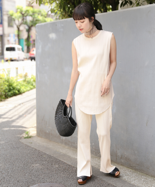 LOWRYS FARM（ローリーズファーム）の「テレコリブＳＥＴＵＰノースリーブ　840467（Tシャツ/カットソー・レディース・チャコールグレー/ブラウン/アイボリー・FREE）」の16枚目の写真