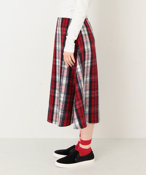 Ray BEAMS（レイビームス）の「O'NEIL OF DUBLIN ×Ray BEAMS  / 別注 フレアスカート（スカート・レディース・ネイビー/レッド・SMALL/MEDIUM）」の5枚目の写真