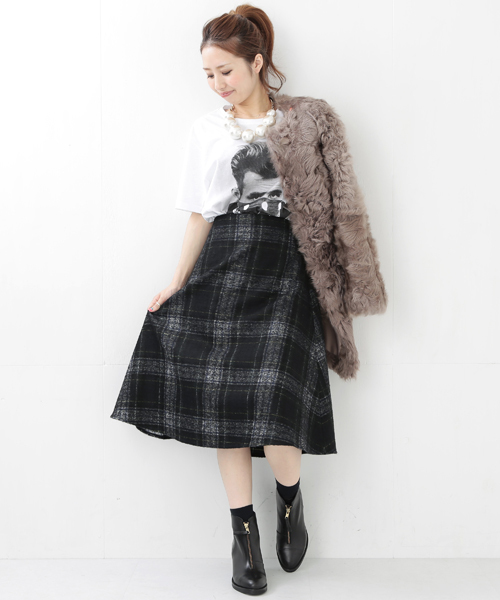 Ray BEAMS（レイビームス）の「O'NEIL OF DUBLIN ×Ray BEAMS  / 別注 フレアスカート（スカート・レディース・ネイビー/レッド・SMALL/MEDIUM）」の9枚目の写真