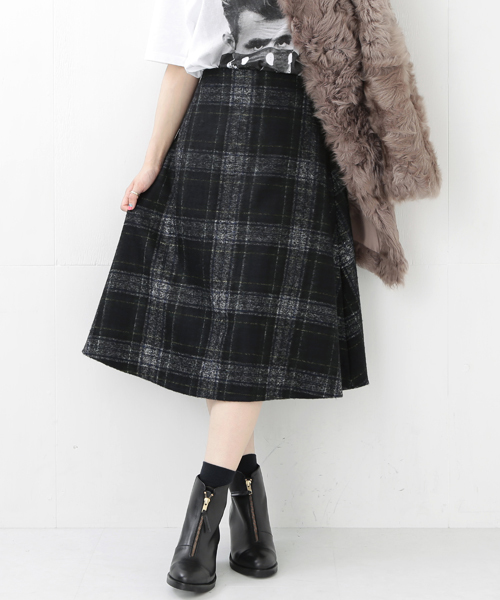 Ray BEAMS（レイビームス）の「O'NEIL OF DUBLIN ×Ray BEAMS  / 別注 フレアスカート（スカート・レディース・ネイビー/レッド・SMALL/MEDIUM）」の10枚目の写真