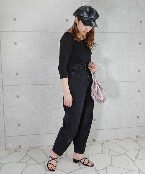 minia（ミニア）の「まんまるワンハンドルバッグ（ハンドバッグ・レディース・ベージュ/ブラック/パイソン/アイボリー・FREE）」の11枚目の写真