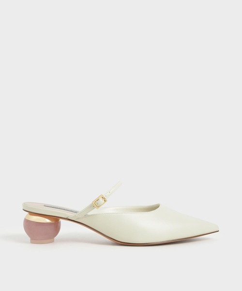 CHARLES & KEITH(チャールズ & キース)の「スカルプチャーヒール ポインテッドトゥミュール / Sculptural Heel Pointed Toe Mules(サンダル・レディース・ブラック/オフホワイト・22.5cm/23cm/23.5cm/24.5cm/25cm/25.5cm)」の2枚目の写真