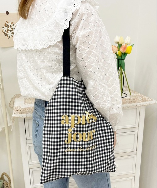 apres jour（アプレジュール）の「ギンガムトートバッグ【ZOZOTOWN限定アイテム】【1AP】（トートバッグ・レディース・ダークブラウン/ブラック・フリー）」の4枚目の写真