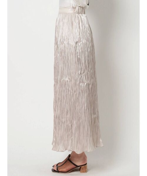 dazzlin（ダズリン）の「リンクルシャインロングスカート（スカート・レディース・ベージュ/パープル/グレー/オレンジ・FREE）」の19枚目の写真