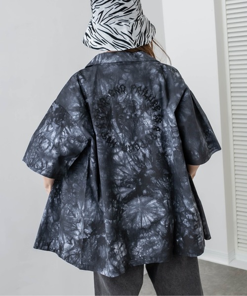 RASVOA（ラスボア）の「オーバータイダイ刺繍シャツ（シャツ/ブラウス・レディース・ブラック/ブルー・FREE）」の15枚目の写真