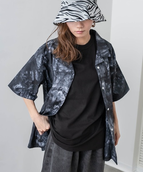 RASVOA（ラスボア）の「オーバータイダイ刺繍シャツ（シャツ/ブラウス・レディース・ブラック/ブルー・FREE）」の17枚目の写真