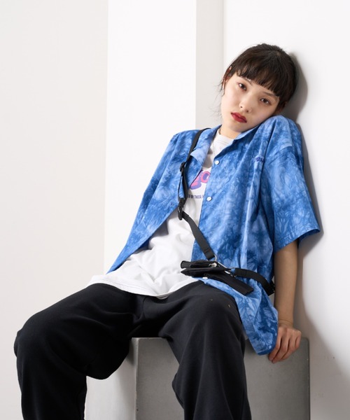 RASVOA（ラスボア）の「オーバータイダイ刺繍シャツ（シャツ/ブラウス・レディース・ブラック/ブルー・FREE）」の20枚目の写真