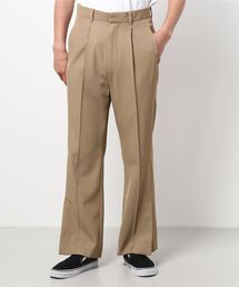 Lui's | ネオクラシックスリットフレアパンツ(スラックス)
