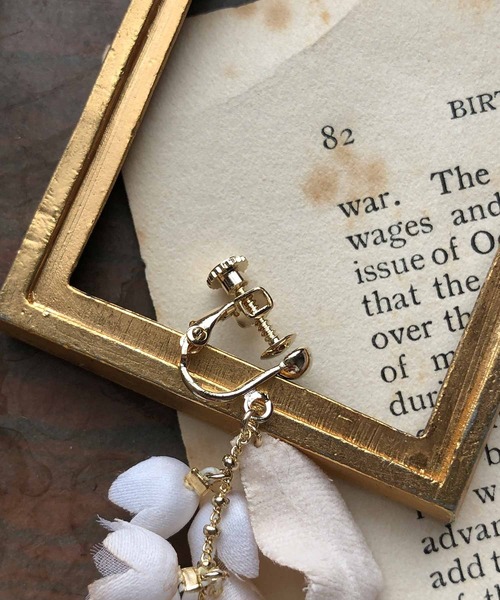 m.soeur（エムスール）の「スズランの片耳揺れイヤリング＊（イヤリング・レディース・ホワイト/ブラック・FREE）」の6枚目の写真