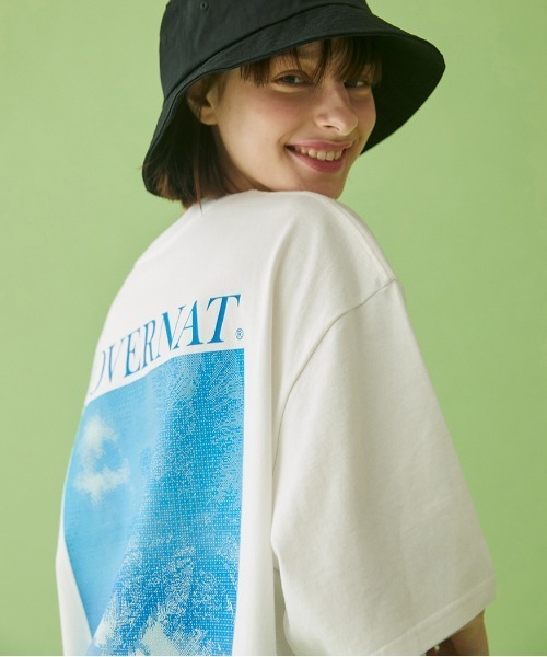 COVERNAT(カバーナット)の「【COVERNAT】PALM TREE DAY/NIGHT S/S TEE / カバーナット パームツリー グラフィック Tシャツ(Tシャツ/カットソー・メンズ・ホワイト/ブラック・SMALL/MEDIUM/LARGE)」の6枚目の写真