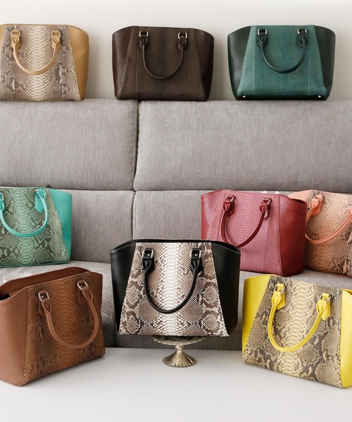 ElegChic(エレグシック)の「ダイヤモンドパイソン&フェイクレザーバッグ 結婚式 同窓会 オケージョン お呼ばれ(ショルダーバッグ・レディース・ダークブラウン/ブルー/イエロー/ライトブラウン/ワインレッド/ナチュラル/ブラック/ダークグリーン/ブラウン/ピンク・FREE)」の12枚目の写真