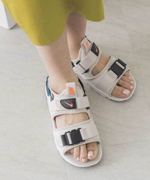 Nike ナイキ の Nike キャニオンサンダル サンダル Ijmedph