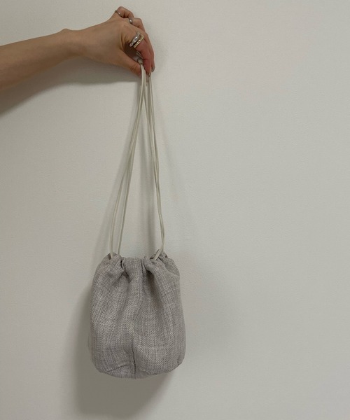 LE MORE（リモア）の「ミニリネン巾着バッグ（ハンドバッグ・レディース・アイボリー/ベージュ/ブラウン・FREE）」の10枚目の写真