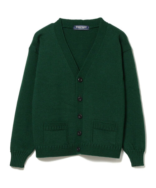 Guernsey Knit（ガンジー ニット）の「GUERNSEY WOOLENS × BEAMS F / 別注 Vネック カーディガン（ニット/セーター・メンズ・ネイビー/ブラック/グリーン・36/38/40）」の2枚目の写真