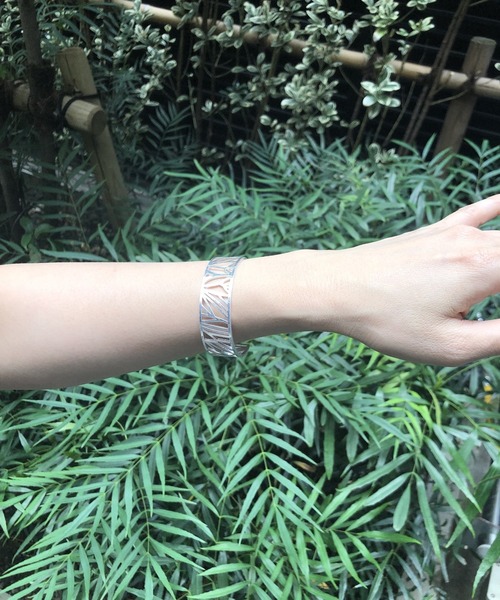 PARKS TOKYO SELECT（パークストウキョウセレクト）の「ｱｿｰﾄﾊﾞﾝｸﾞﾙ（バングル/リストバンド・レディース・A/B/C/D/E/F/G/H・FREE）」の10枚目の写真