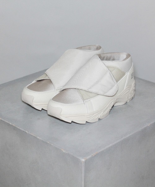 Kastane(カスタネ)の「MOONSTAR/810s/ムーンスター/エイトテンス UNIVE/ユニーヴ ユニーブ(スニーカー・レディース・ブラック/グレー/アイボリー・23/26/25/24/27)」の16枚目の写真