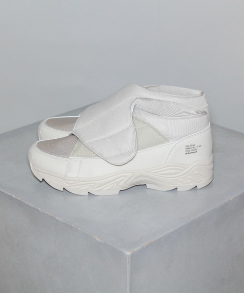 Kastane(カスタネ)の「MOONSTAR/810s/ムーンスター/エイトテンス UNIVE/ユニーヴ ユニーブ(スニーカー・レディース・ブラック/グレー/アイボリー・23/26/25/24/27)」の5枚目の写真