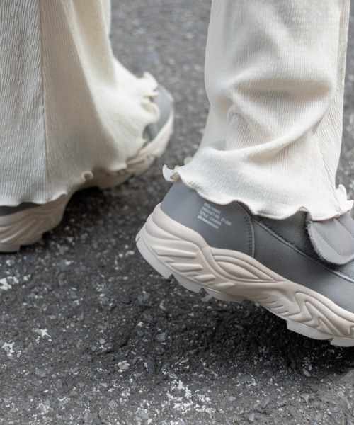 Kastane(カスタネ)の「MOONSTAR/810s/ムーンスター/エイトテンス UNIVE/ユニーヴ ユニーブ(スニーカー・レディース・ブラック/グレー/アイボリー・23/26/25/24/27)」の9枚目の写真