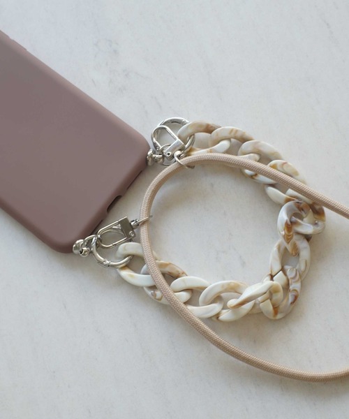 ammy.（エイミードット）の「【 ammy. / エイミードット 】ストラップ付 べっ甲 チェーン iphone ケース ( iPhone 7 / 8 / SE / X / XS / 11 / 11Pro / 12 / 12Pro / 13 / 13Pro 対応)（スマホケース/カバー・レディース・ブラック/グレー/ブラウン・E/A/D/B/C/G/F）」の8枚目の写真