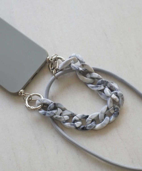 ammy.（エイミードット）の「【 ammy. / エイミードット 】ストラップ付 べっ甲 チェーン iphone ケース ( iPhone 7 / 8 / SE / X / XS / 11 / 11Pro / 12 / 12Pro / 13 / 13Pro 対応)（スマホケース/カバー・レディース・ブラック/グレー/ブラウン・E/A/D/B/C/G/F）」の7枚目の写真