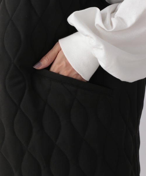 LOWRYS FARM（ローリーズファーム）の「キルティングベスト　217072（ベスト・レディース・ブラック/グリーン/オレンジ・FREE）」の12枚目の写真