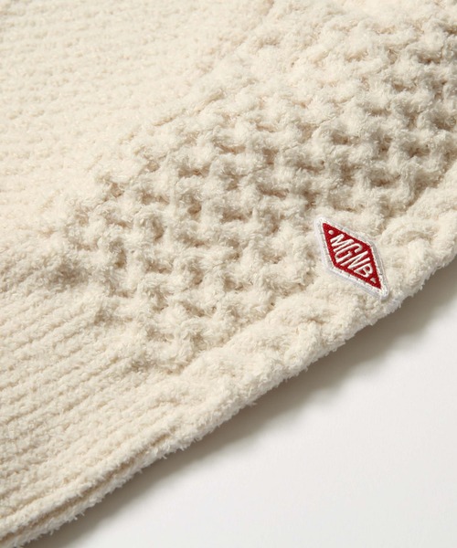 MAGIC NUMBER(マジック ナンバー)の「【MAGIC NUMBER】SHAGGY YARN CABLE CREW KNIT(ニット/セーター・メンズ・オフホワイト/オリーブ・MEDIUM/LARGE/X-LARGE)」の7枚目の写真