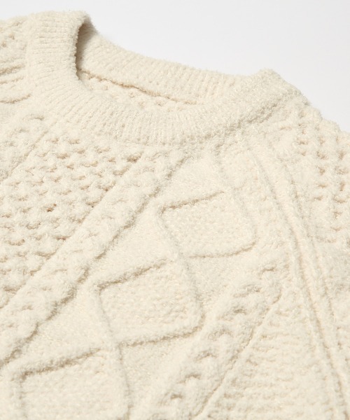 MAGIC NUMBER(マジック ナンバー)の「【MAGIC NUMBER】SHAGGY YARN CABLE CREW KNIT(ニット/セーター・メンズ・オフホワイト/オリーブ・MEDIUM/LARGE/X-LARGE)」の9枚目の写真
