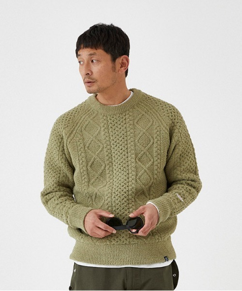 MAGIC NUMBER(マジック ナンバー)の「【MAGIC NUMBER】SHAGGY YARN CABLE CREW KNIT(ニット/セーター・メンズ・オフホワイト/オリーブ・MEDIUM/LARGE/X-LARGE)」の18枚目の写真