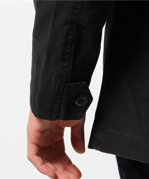 WEGO（ウィゴー）の「WEGO/綿ツイルM－65（ミリタリージャケット・メンズ・ブラック/カーキ・MEDIUM/LARGE）」の4枚目の写真